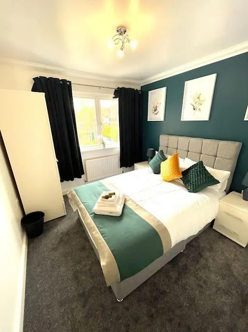 Holiday home The Woodlands, Shortstay, Ideal For Families, Relocation, Contractors, Travel Stay Horley